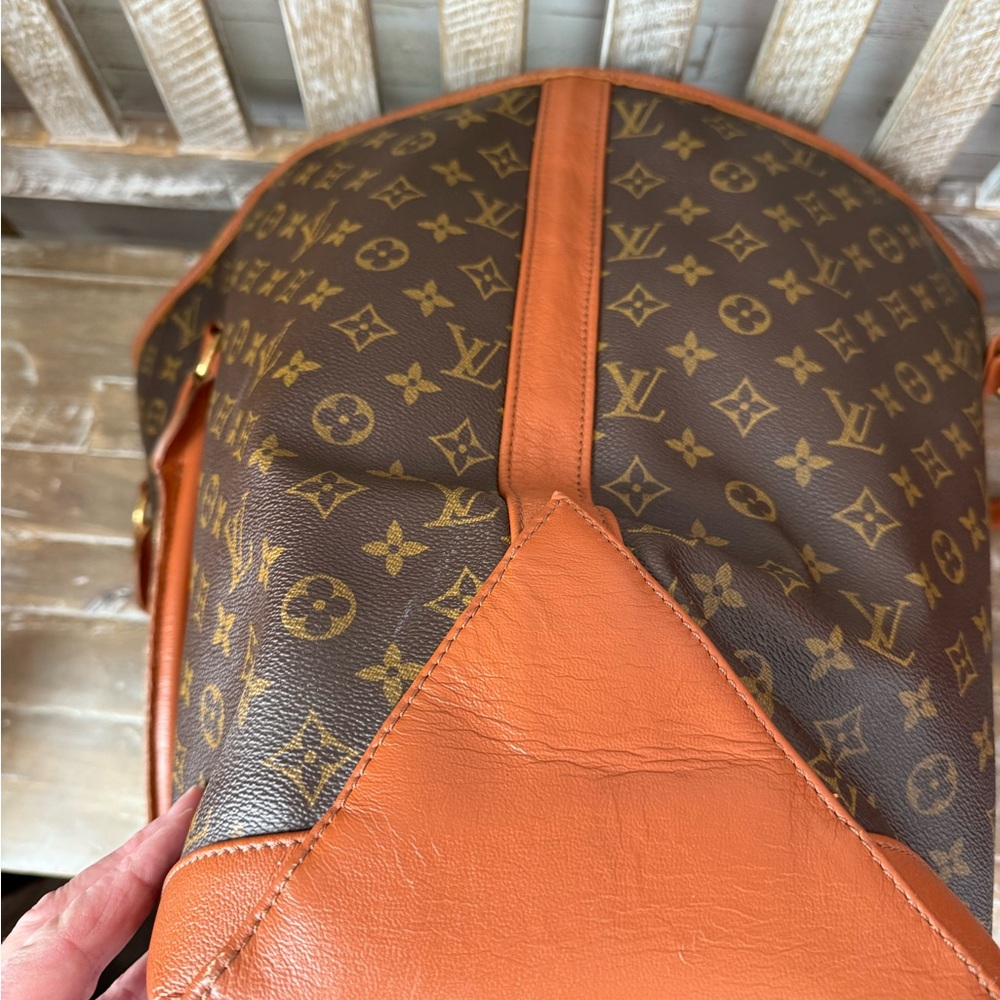 Vintage JUMBO Monogram Louis Bag - Picture 13 of 15